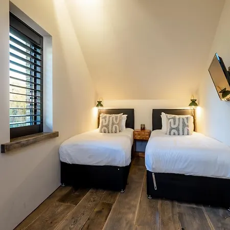 The Holt York-charming House With 3 Bedrooms *