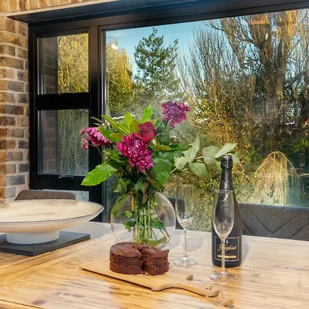 The Holt York-charming House With 3 Bedrooms Сasa de vacaciones York