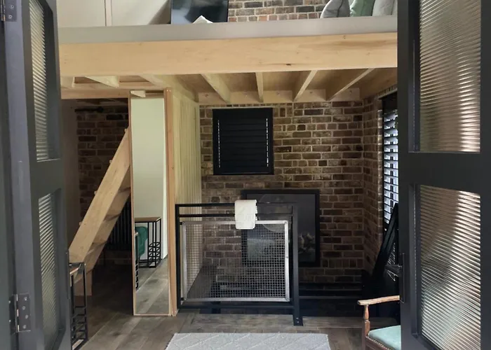 - House - 6 - Garden - Location * York